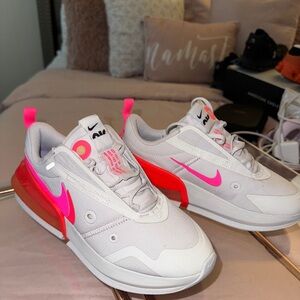 Nike Women's Sneakers